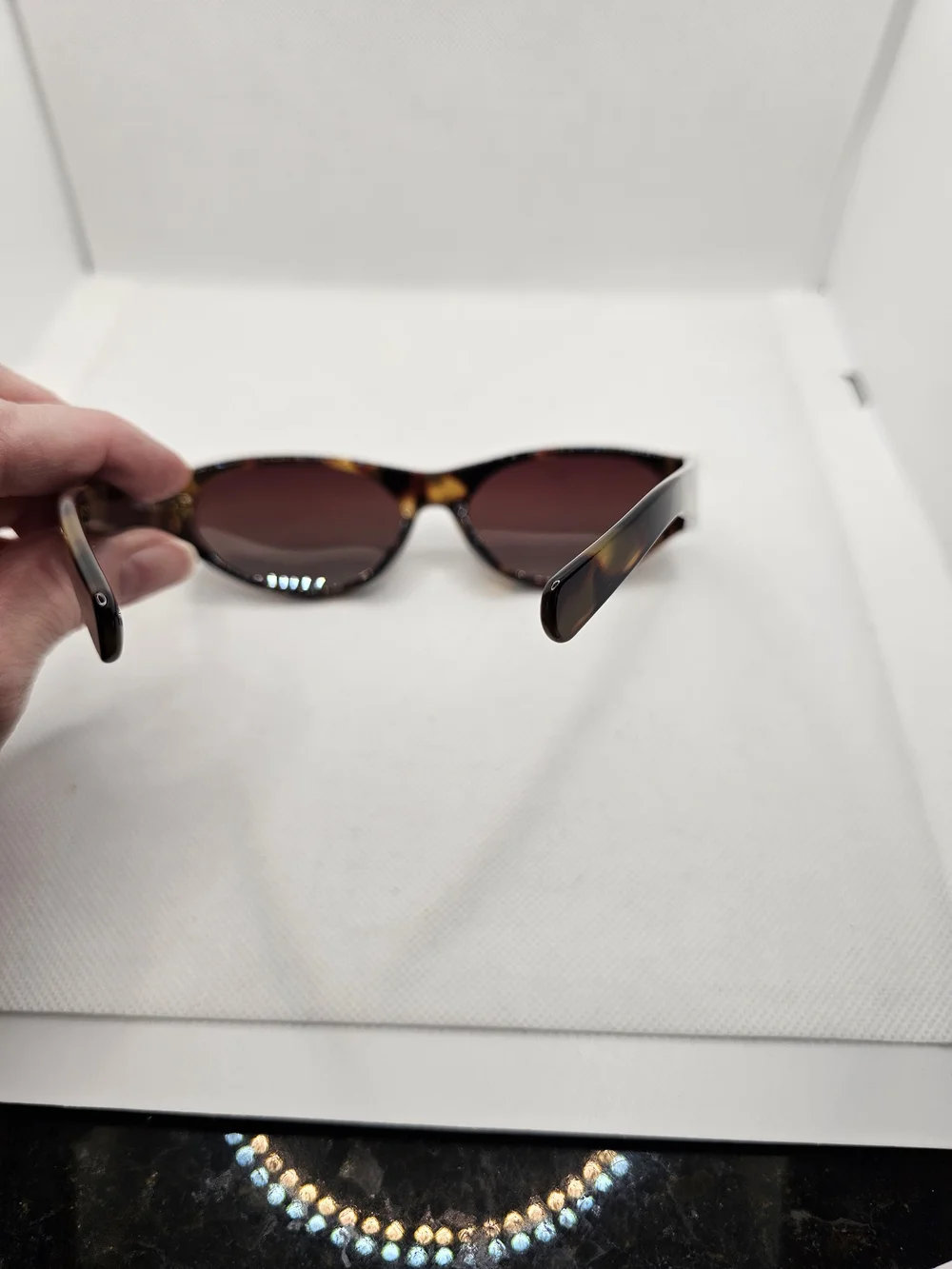 Tortoiseshell Cat-Eye Sunglasses with Brown Gradient Lenses